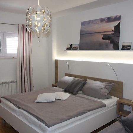 Apartments Villa Agatha 스베티필립아이자코브 외부 사진