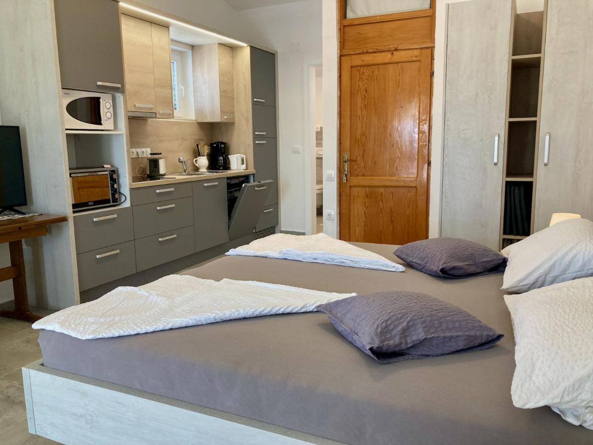 Apartments Villa Agatha 스베티필립아이자코브 외부 사진