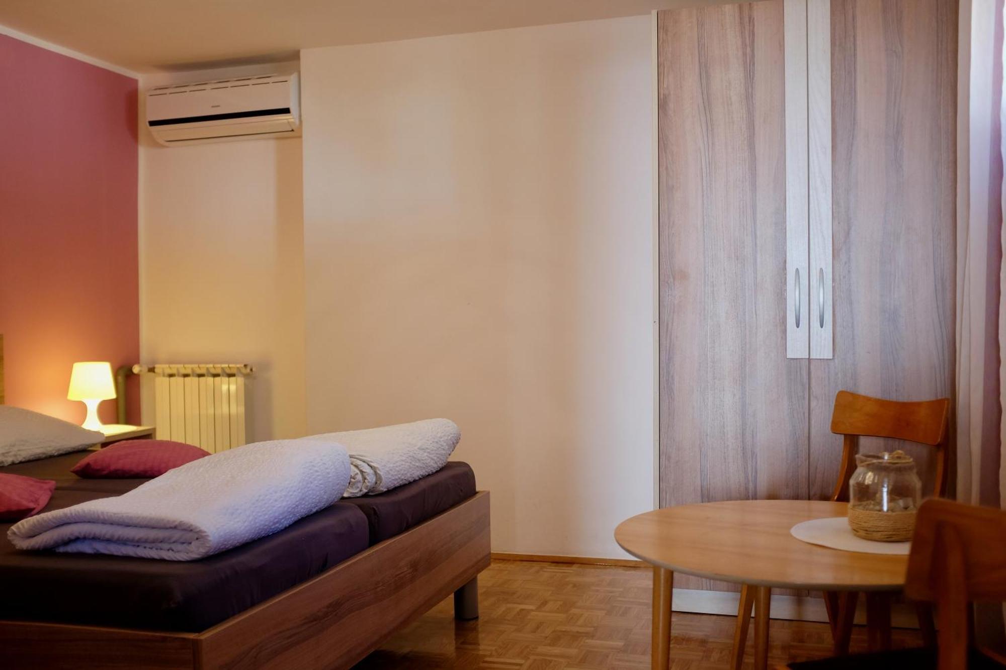 Apartments Villa Agatha 스베티필립아이자코브 객실 사진