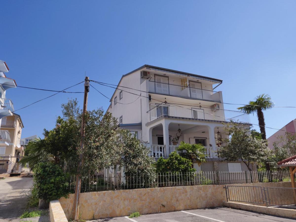 Apartments Villa Agatha 스베티필립아이자코브 외부 사진